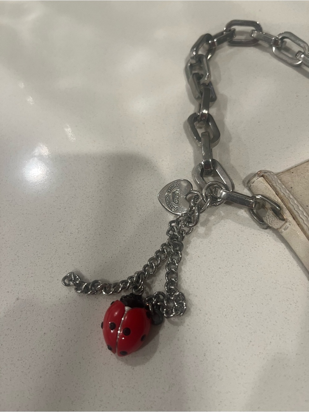 Juicy Couture White/Cream Mini Bag Charm Keychain - Picture 2 of 2